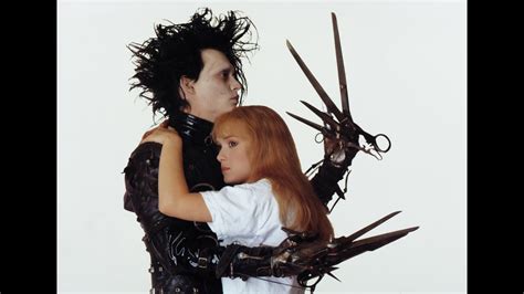 Edward Scissorhands:  A Quirky Love Story Featuring Tim Burton's Visionary Touch!