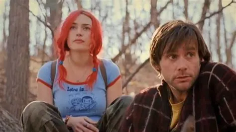 Eternal Sunshine of the Spotless Mind - Una storia d'amore indimenticabile che esplora il dolore e la perdita della memoria!